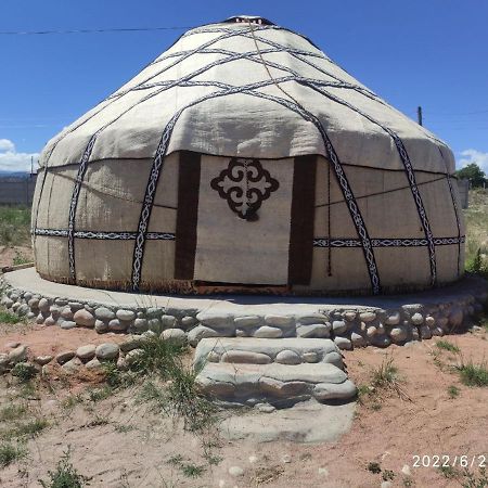 Guest House And Yurt Camp "Ailuu" Tong Екстер'єр фото