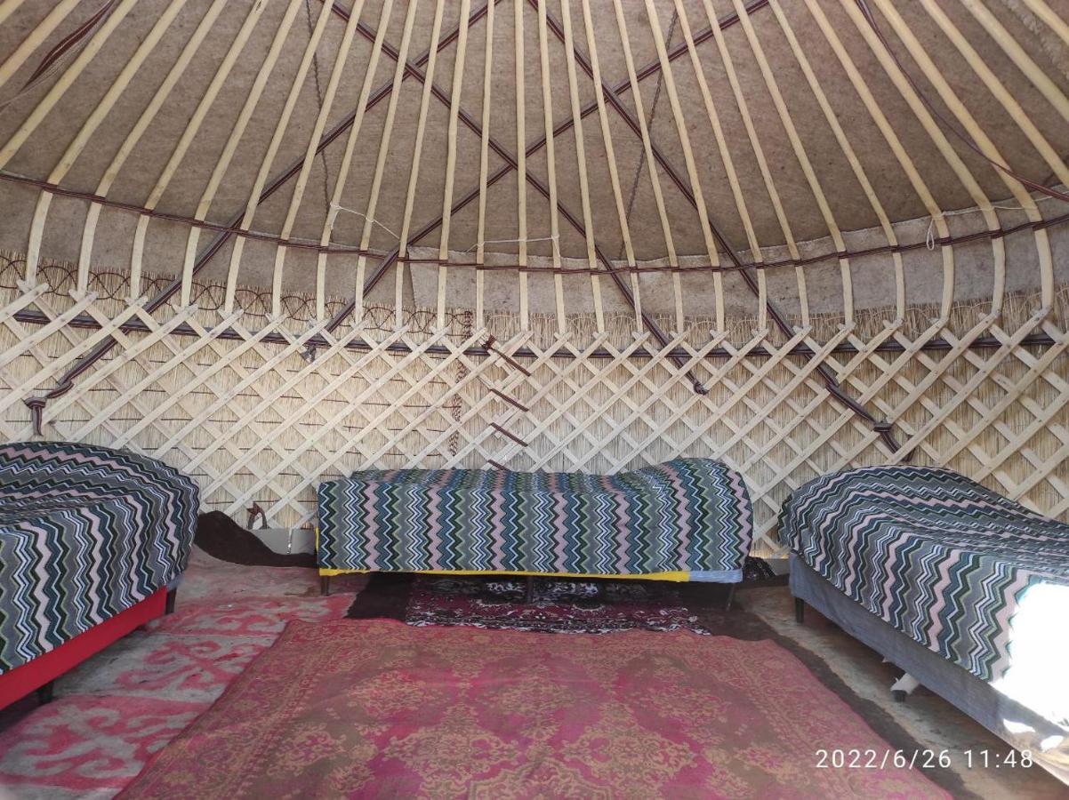Guest House And Yurt Camp "Ailuu" Tong Екстер'єр фото